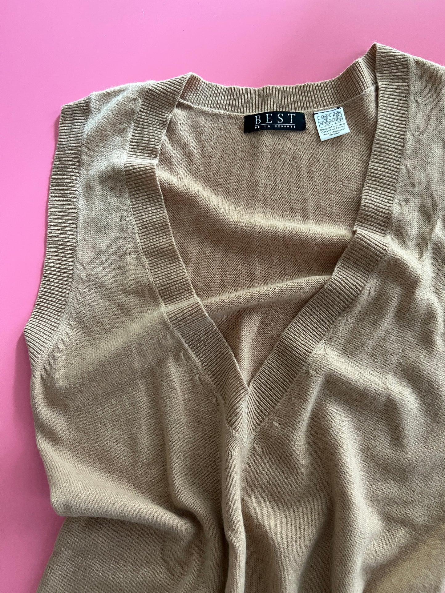 CASHMERE vneck top