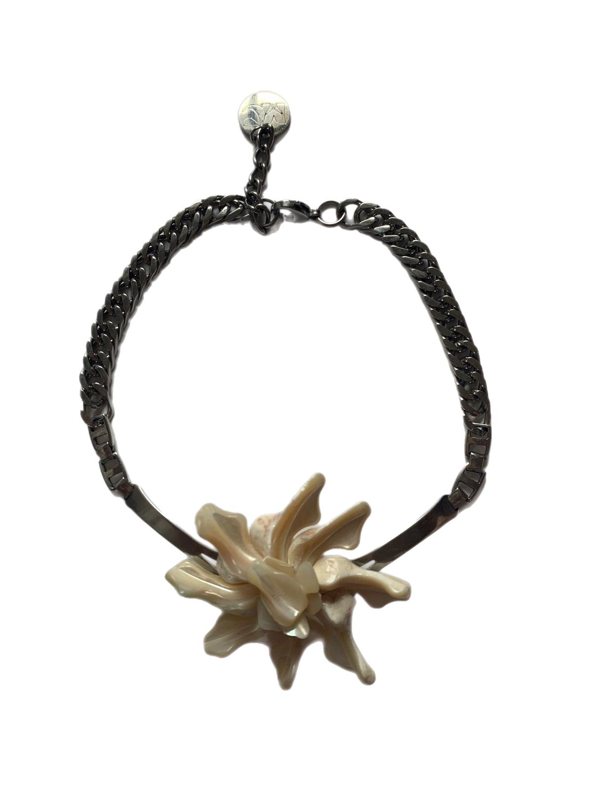 MINNEN COLLECTION handmade daisy charm necklace