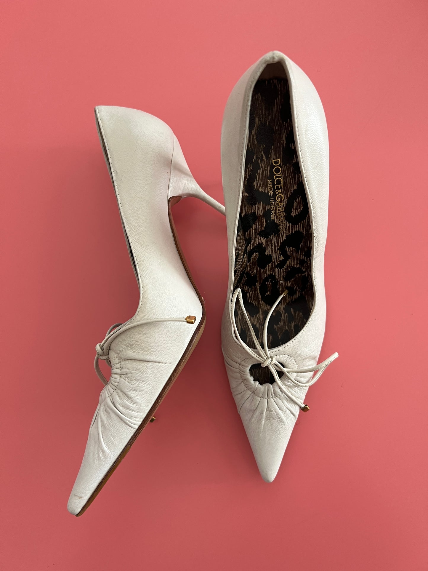 DOLCE&GABBANA white heels with leo lining