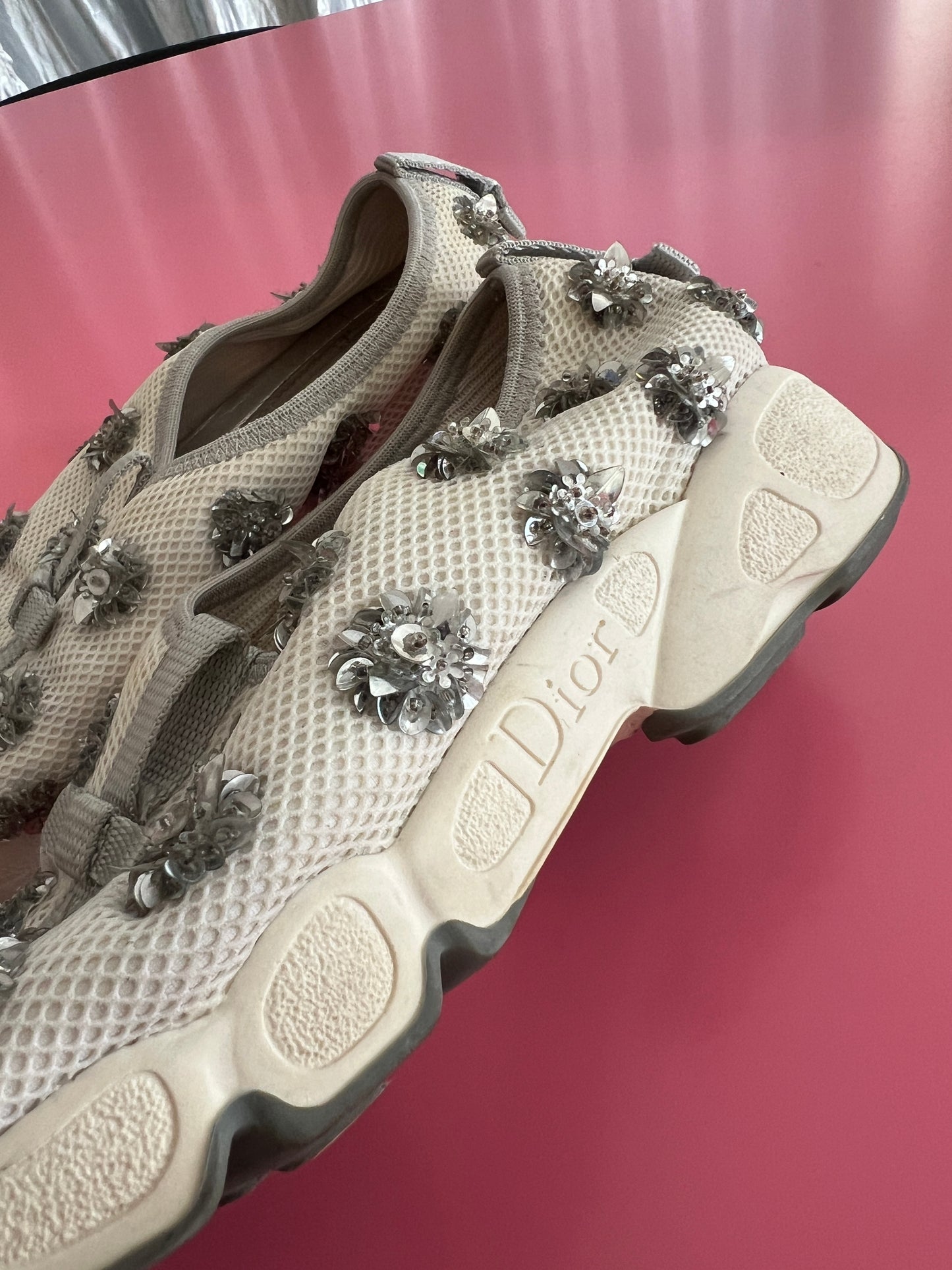 DIOR mesh sneaker with embellished flowers