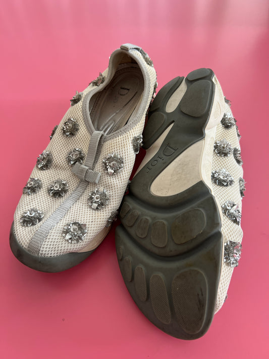 DIOR mesh sneaker with embellished flowers