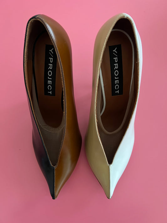 Y PROJECT two tone heels