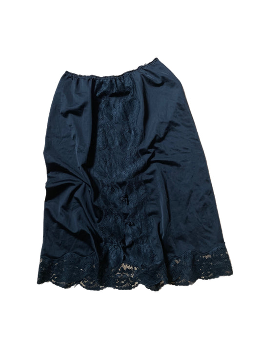 UNBRANDED lacey lil skirt