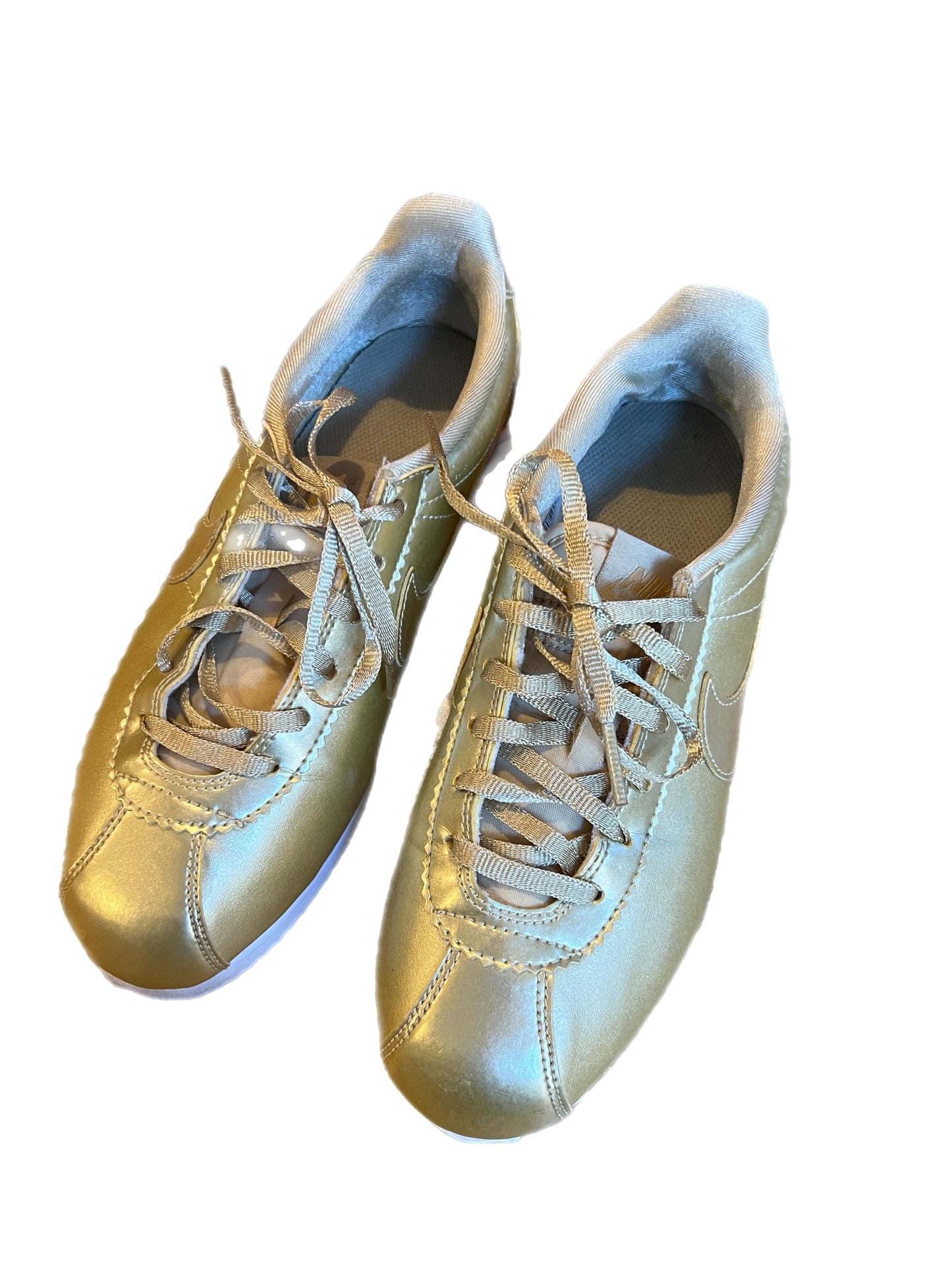 NIKE golden cortez